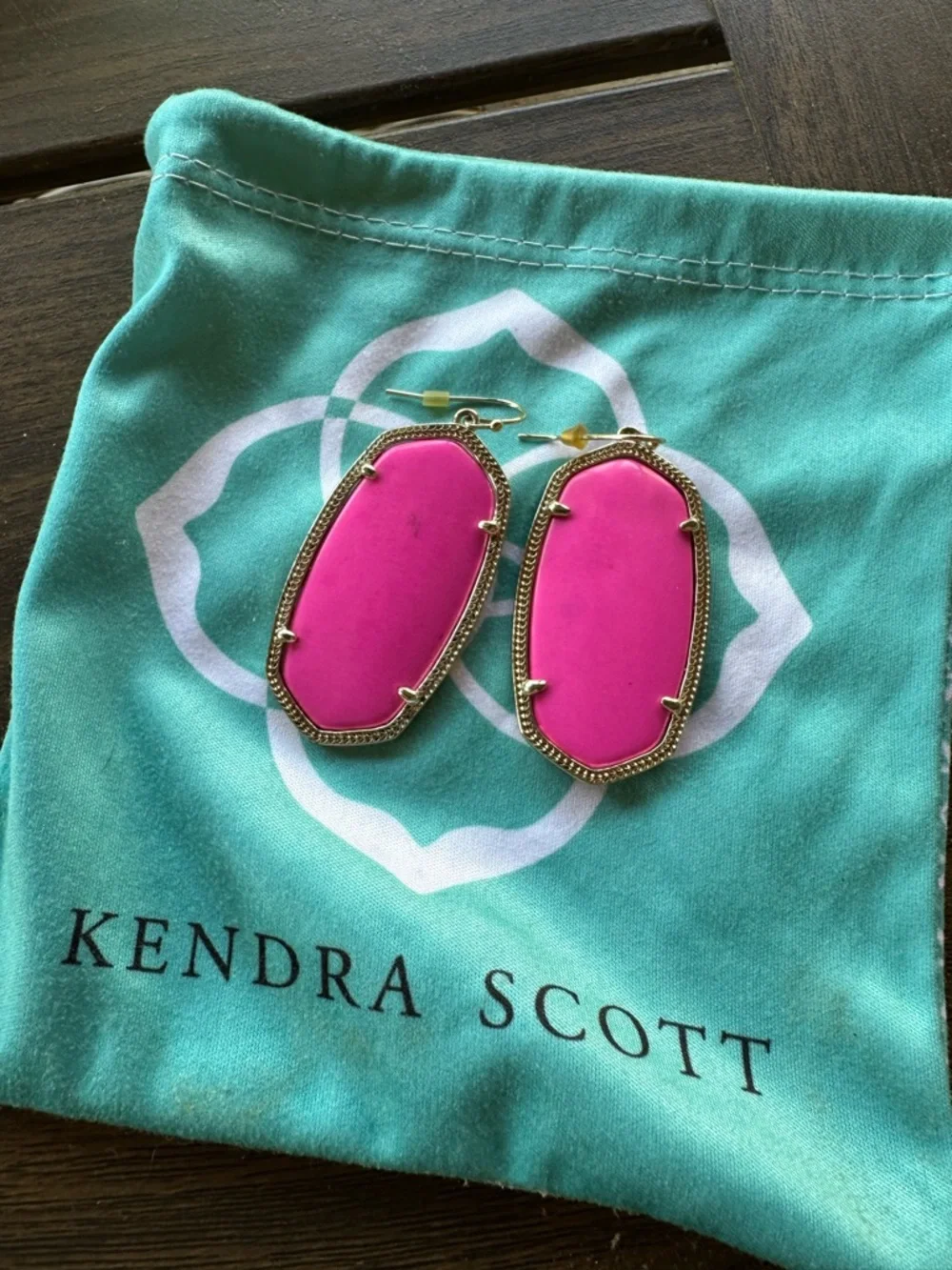 Kendra Scott Hot Pink Gold-Framed Dangle Earrings - Picture 2 of 2